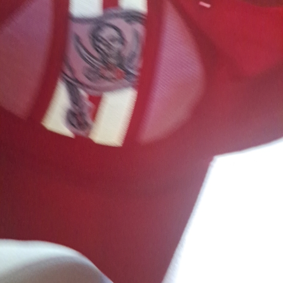 Tampa Bay Buccaneers Classic NFL Hat adjustable size - Picture 6 of 6